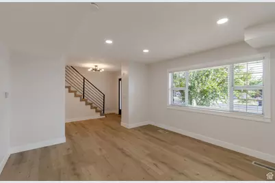 1372 Sweetwater Ln, Farmington, UT 84025 - Photo 17