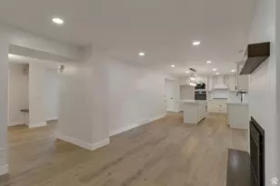 1372 Sweetwater Ln, Farmington, UT 84025 - Photo 9