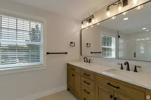 1372 Sweetwater Ln, Farmington, UT 84025 - Photo 29