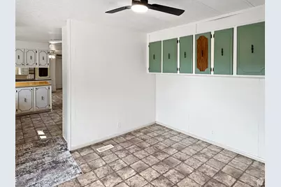 685 S Main St, Orangeville, UT 84537 - Photo 9