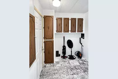 685 S Main St, Orangeville, UT 84537 - Photo 11