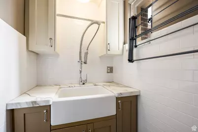 1283 E South Temple #402, Salt Lake City, UT 84102 - Photo 35