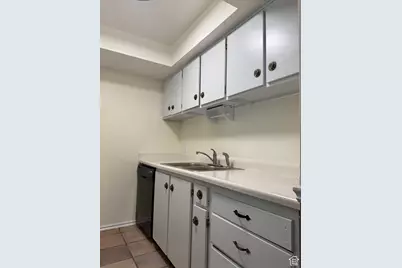 406 E 3335 S #15, South Salt Lake, UT 84115 - Photo 11