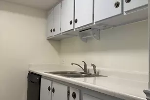 406 E 3335 S, South Salt Lake, UT 84115 - Photo 11