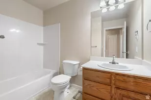 802 Brookside Ct, Payson, UT 84651 - Photo 31