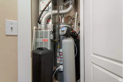 802 Brookside Ct, Payson, UT 84651 - Photo 19