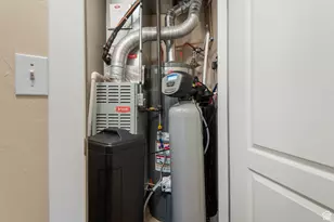 802 Brookside Ct, Payson, UT 84651 - Photo 19