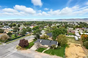 715 N 400 E, Nephi, UT 84648 - Photo 57