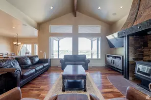 9235 S Redwash Rd, Jensen, UT 84035 - Photo 11