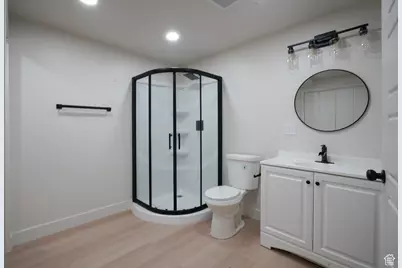 1441 N Main St, Centerville, UT 84014 - Photo 25