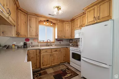 3196 W 7200 S, Myton, UT 84052 - Photo 11