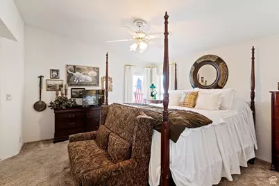 3800 S 1900 W #295, Roy, UT 84067 - Photo 17