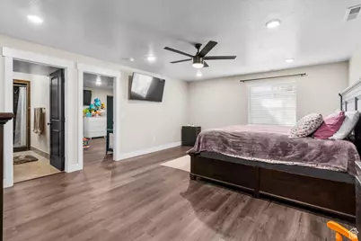 130 E 300 N, Centerfield, UT 84622 - Photo 13