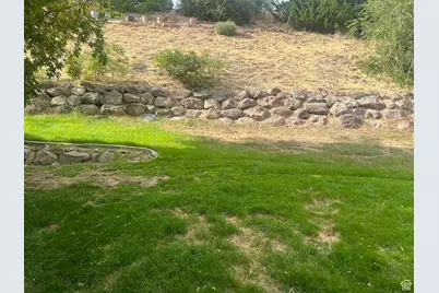 302 W Hidden Hollow Dr S, Orem, UT 84058 - Photo 55