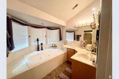 302 W Hidden Hollow Dr S, Orem, UT 84058 - Photo 23