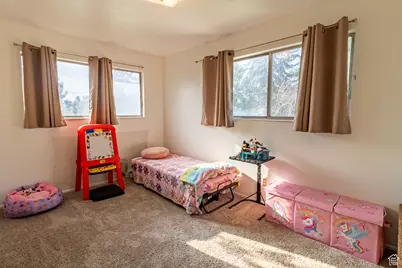 878 N 2600 W, Clinton, UT 84015 - Photo 9