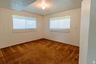 878 N 2600 W, Clinton, UT 84015 - Photo 17