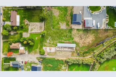 2445 W 200 S, Marriott-Slaterville City, UT 84404 - Photo 9