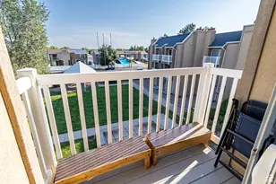 5660 S Meadow Ln, South Ogden, UT 84403 - Photo 9