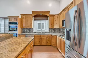 691 E 1600 S, Orem, UT 84097 - Photo 3