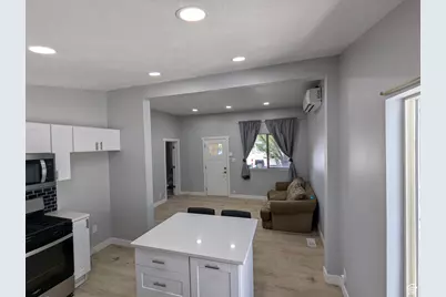 355 S 1000 W, Salt Lake City, UT 84104 - Photo 3