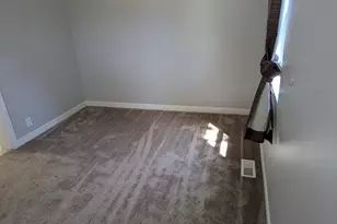 355 S 1000 W, Salt Lake City, UT 84104 - Photo 9