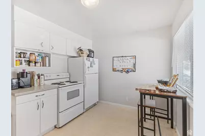 1410 N 200 W, Bountiful, UT 84010 - Photo 7