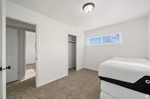 5261 S 2200 W, Roy, UT 84067 - Photo 9