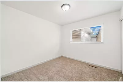 5261 S 2200 W, Roy, UT 84067 - Photo 5