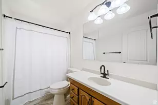 5261 S 2200 W, Roy, UT 84067 - Photo 7