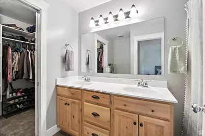 233 W 1010 S, Logan, UT 84321 - Photo 13