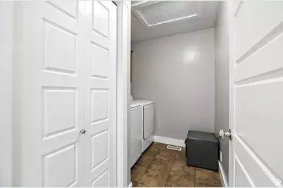 233 W 1010 S, Logan, UT 84321 - Photo 15