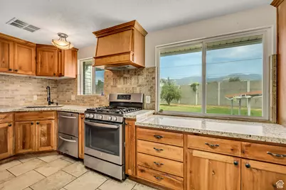 1289 S 675 W, Woods Cross, UT 84087 - Photo 5