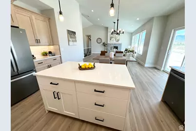 634 E Cedar Ct, Grantsville, UT 84029 - Photo 25