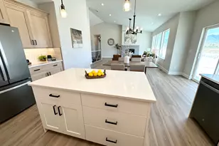 634 E Cedar Ct, Grantsville, UT 84029 - Photo 25