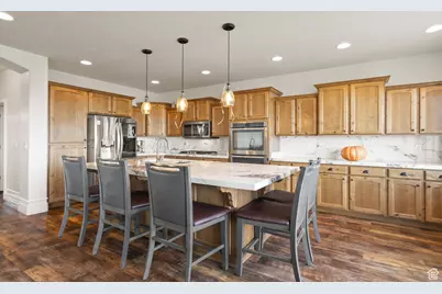 256 W Pear St, Grantsville, UT 84029 - Photo 9