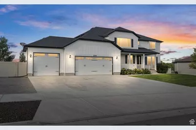 256 W Pear St, Grantsville, UT 84029 - Photo 1