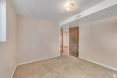 7989 S 3725 W, West Jordan, UT 84088 - Photo 17