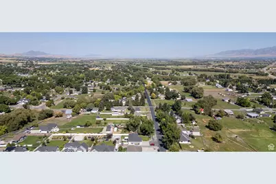275 S 300 E, Wellsville, UT 84339 - Photo 65