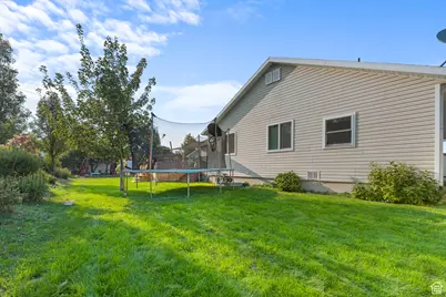 5841 W First Light Cir S, Herriman, UT 84096 - Photo 25