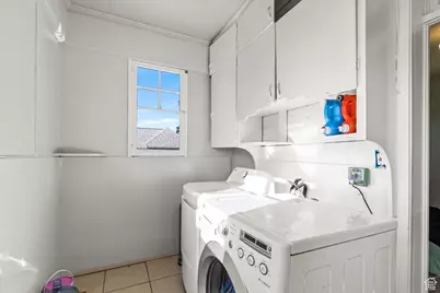 180 S 100 E, Tooele, UT 84074 - Photo 17