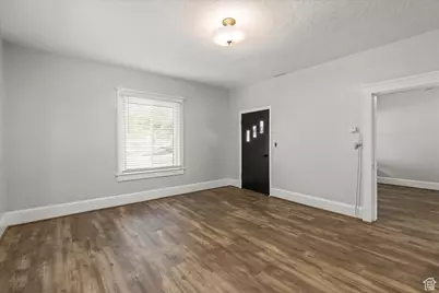 180 S 100 E, Tooele, UT 84074 - Photo 13