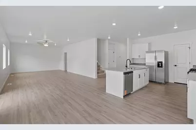 7075 Three Warriors Way N, Eagle Mountain, UT 84005 - Photo 5