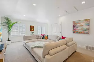 1917 E Holladay View Pl S, Salt Lake City, UT 84117 - Photo 27