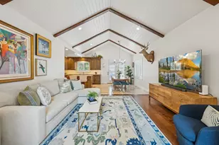 1917 E Holladay View Pl S, Salt Lake City, UT 84117 - Photo 9