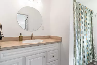 736 N 100 E, Logan, UT 84321 - Photo 7