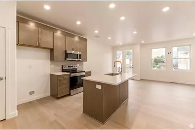 259 W Bishop Place Pl #2-08, Salt Lake City, UT 84103 - Photo 13