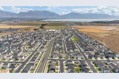 4695 E Breezy Patch Rd, Eagle Mountain, UT 84005 - Photo 25