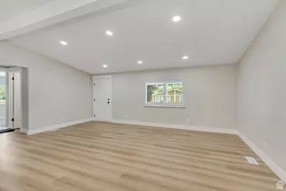 562 Lancelot #60, North Salt Lake, UT 84054 - Photo 7