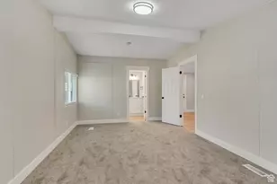 562 Lancelot, North Salt Lake, UT 84054 - Photo 9